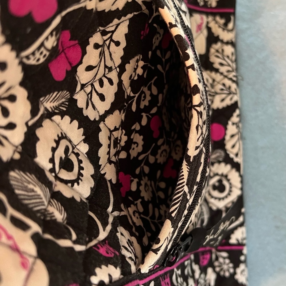 Vera Bradley Disney Parks Shoulder Bag / Purse - Picture 6 of 8
